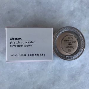 Glossier Makeup - Glossier Stretch Concealer G11 Glossier Makeup - Glossier Stretch Concealer G11